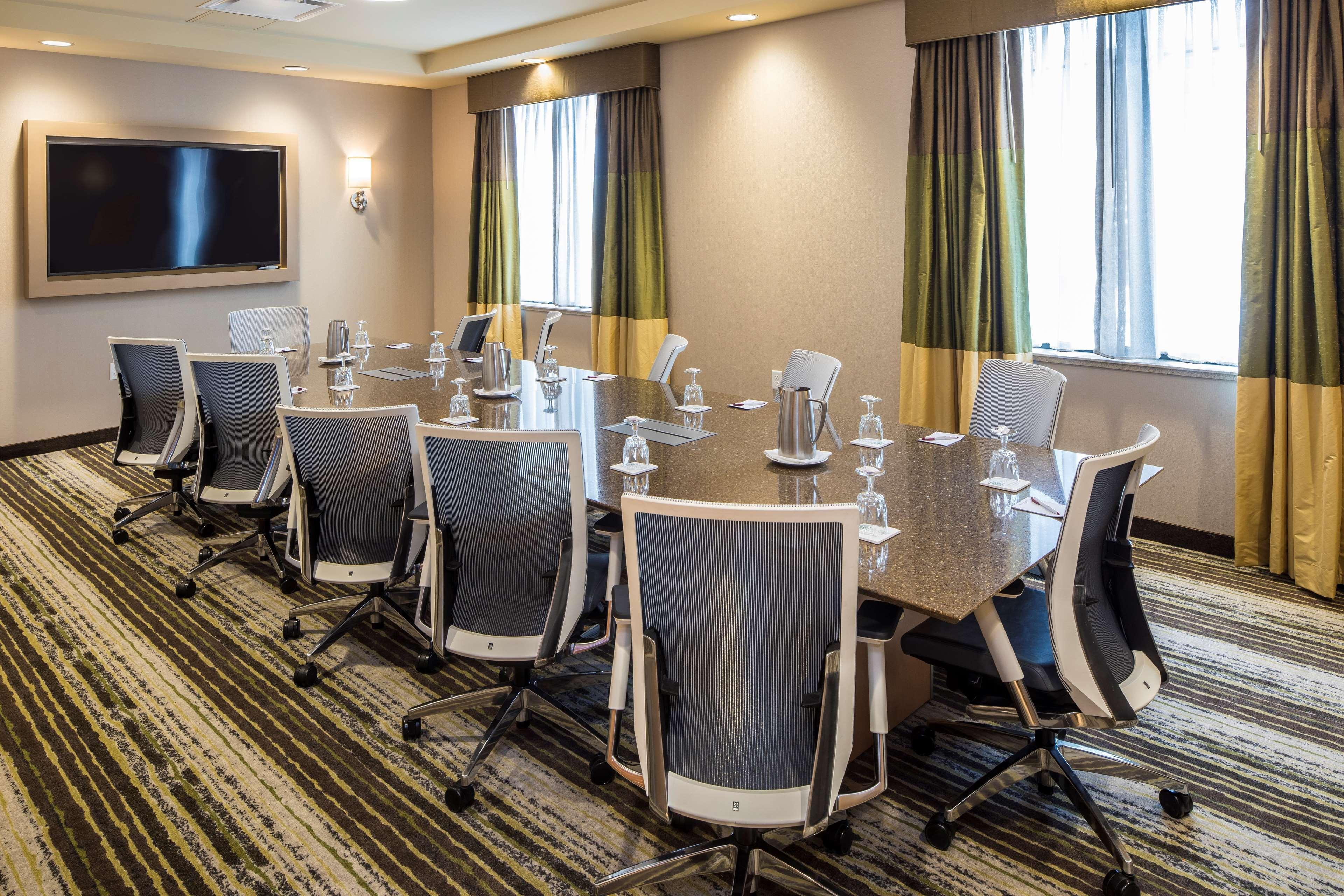 Best Western Plus Franciscan Square Inn & Suites Стюбенвілл Екстер'єр фото